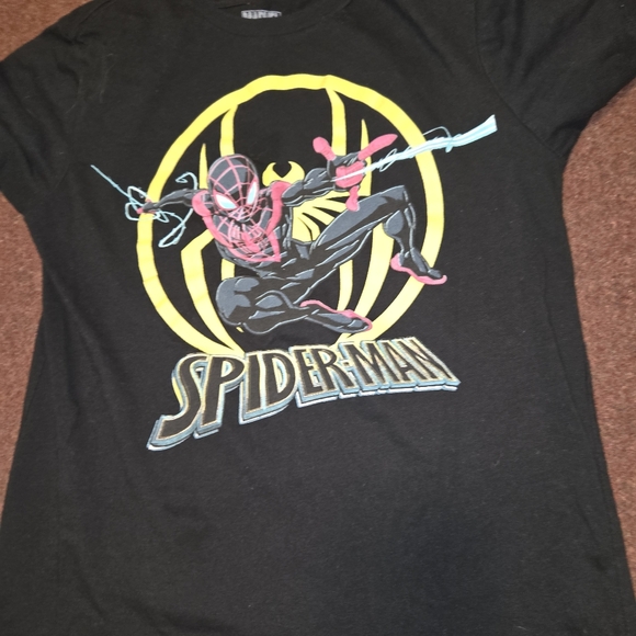Spider-Man 10-12 Lot Of 3 T-Shirts - Picture 4 of 7